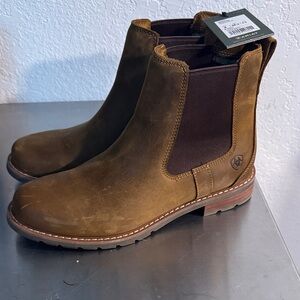 Ariat Women’s Brown Chelsea Boots